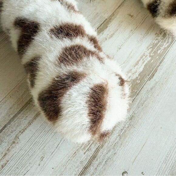 Vintage Plush Snow Leopard Geoffrey 1988 Korea 28” Stuffed Animal Big Toys R Us - Picture 12 of 16